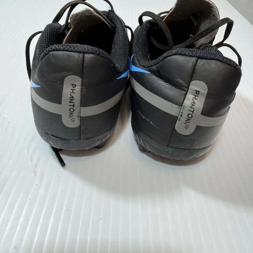 Nike Phantom GT Soccer Cleats Kids Black Blue Good Textured Athletic Shoes 1Y